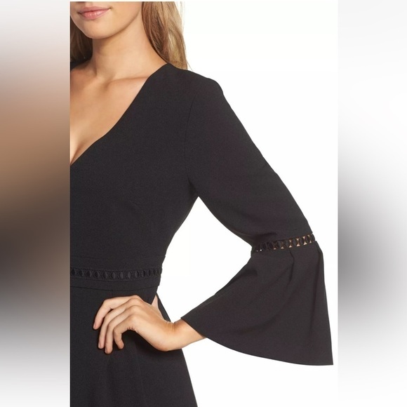 ELIZA J Bell Sleeve Wide Leg JUMPSUIT SIZE 2, BLACK from NORDSTROM - Picture 5 of 16